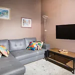 Maison Chateaudun - Clim, Terrasse & Garage Prive Appartement *