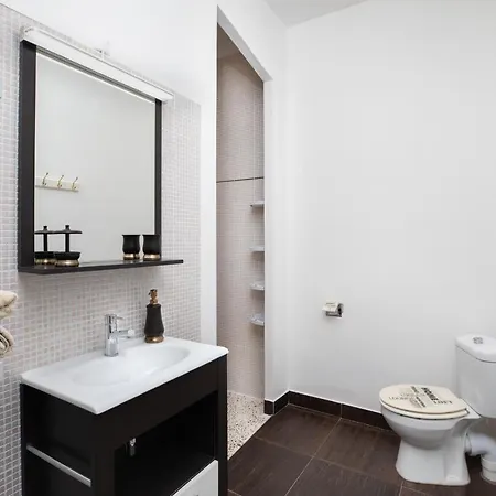 Appartement Maison Châteaudun - Clim, Terrasse&garage Privé Carcassonne