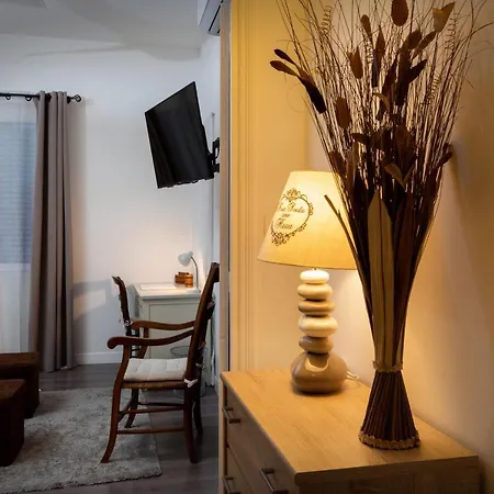 Maison Châteaudun - Clim, Terrasse&garage Privé Appartement *