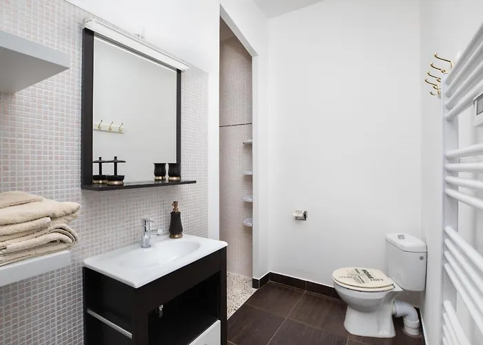 Daire Maison Chateaudun - Clim, Terrasse & Garage Prive Carcassonne